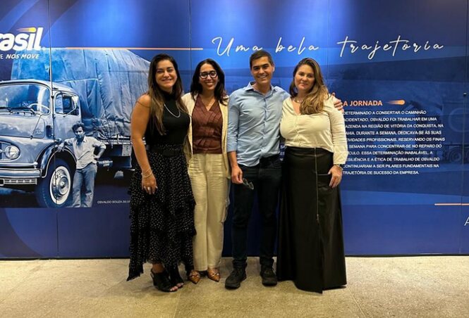 Equipe da CTE em visita à Comtrasil