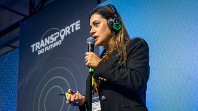 Dra. Roberta Santana no evento Transporte do Futuro