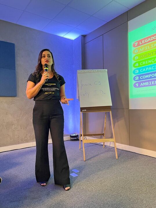 Dra. Roberta Santana em mentoria