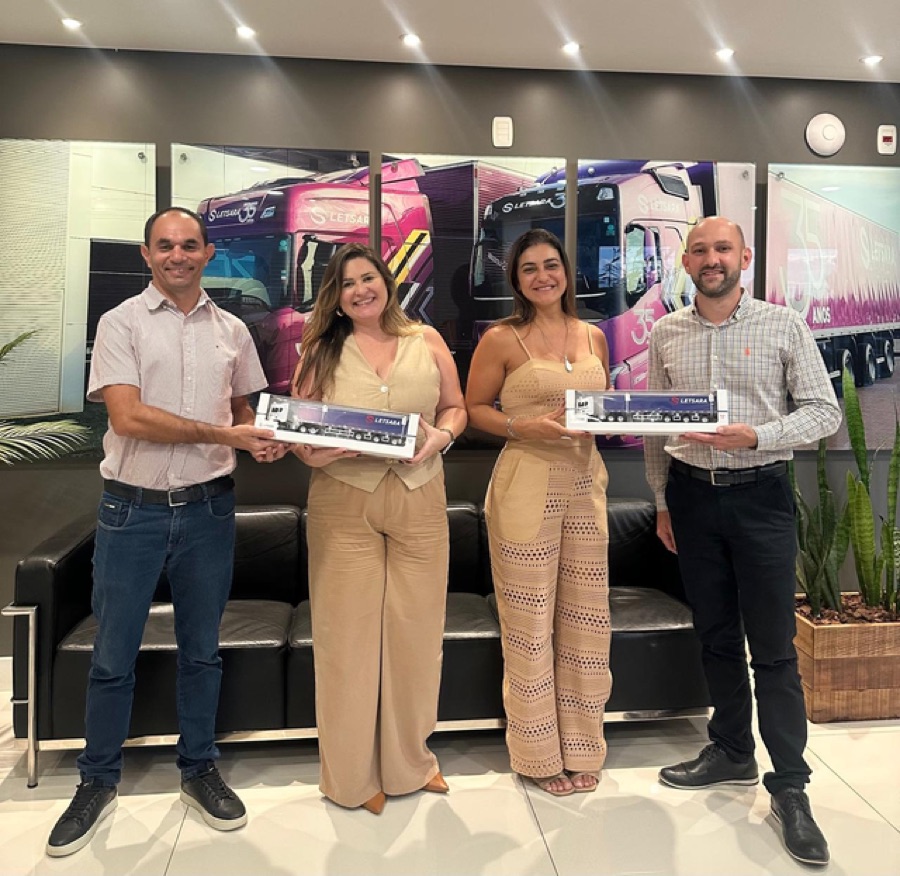 Equipe da CTE em visita à transportadora Letsara